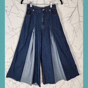 Brilliant Two Tone Denim High Rise Pleated Flowy Wide Leg Crop Jeans